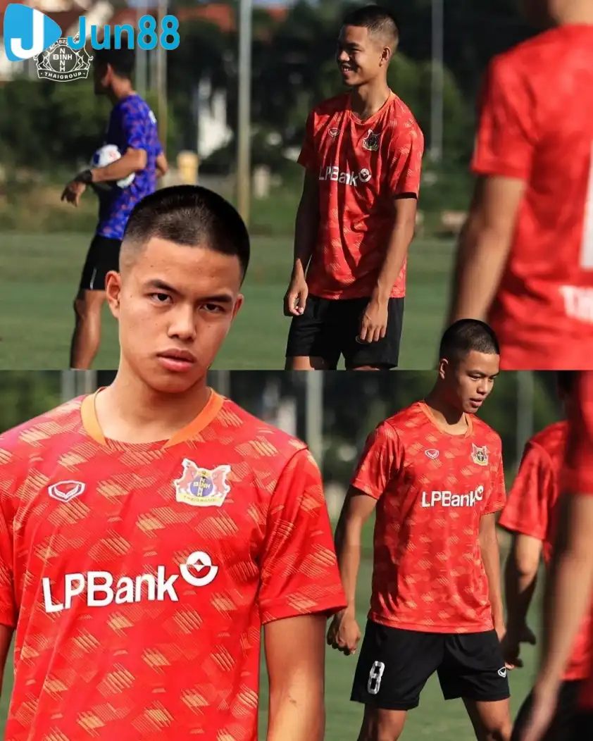 Tiền vệ Việt kiều còn 2 trận đấu nữa để ghi điểm với HLV Kim Sang Sik Tiền vệ Việt kiều còn 2 trận đấu nữa để ghi điểm với HLV Kim Sang Sik